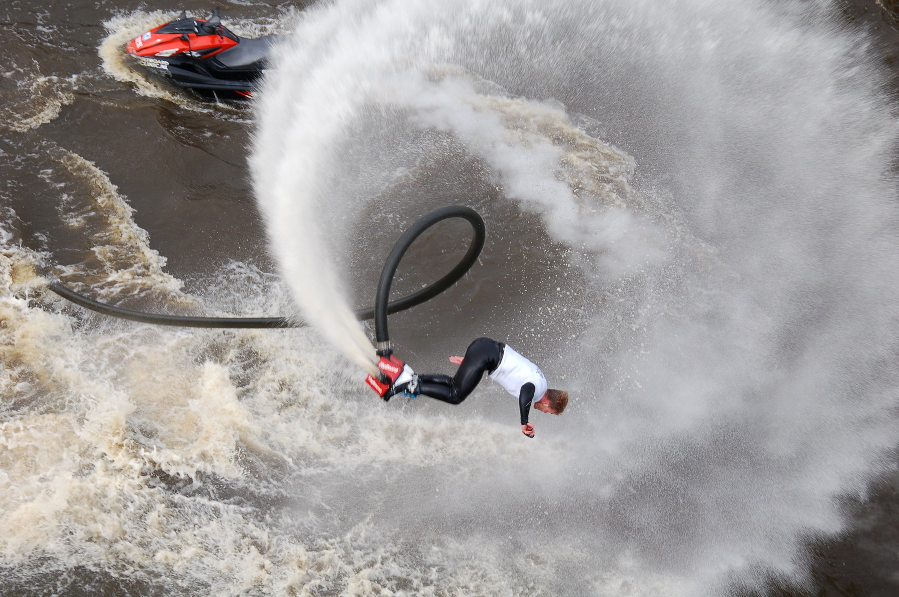 Skutsje-zeilen en flyboarden 